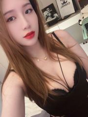 兼职大奶妹敏感体质